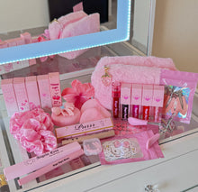 Load image into Gallery viewer, “Pretty in pink” Makeup Kit
