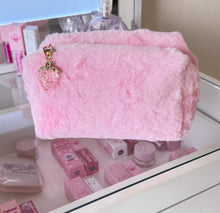 Load image into Gallery viewer, “Pretty in pink” Makeup Kit
