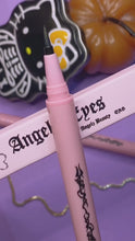 โหลดและเล่นวิดีโอในเครื่องมือดูของแกลเลอรี “Angelic Eyes” adhesive eyeliner
